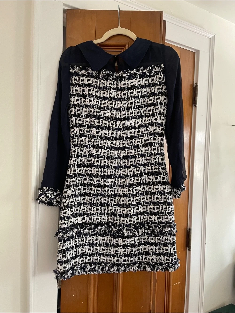 Oscar de la Renta Navy & White Tweed Long-Sleeve Shift Dress - Picture 3 of 6